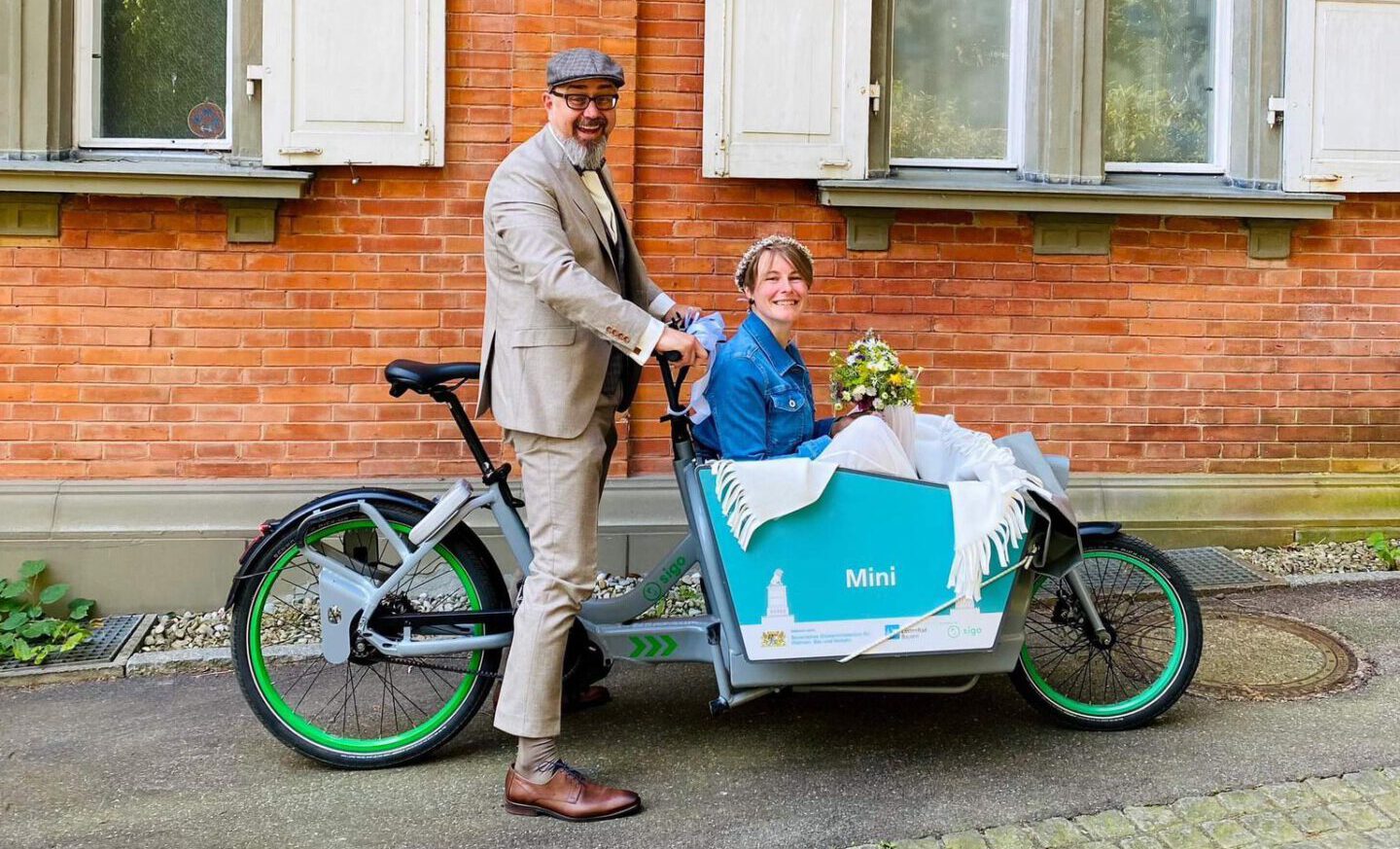 Hochzeit-im-Lastenrad-Transportrad-Cargobike_c_Stadt_Lindau Hochzeit Lastenrad